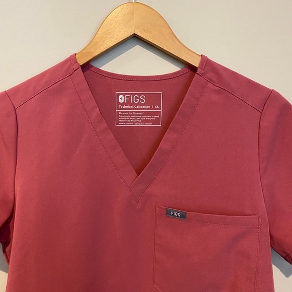 LIMITED EDITION FIGS- Breast Cancer Pink - Picture 5 of 6